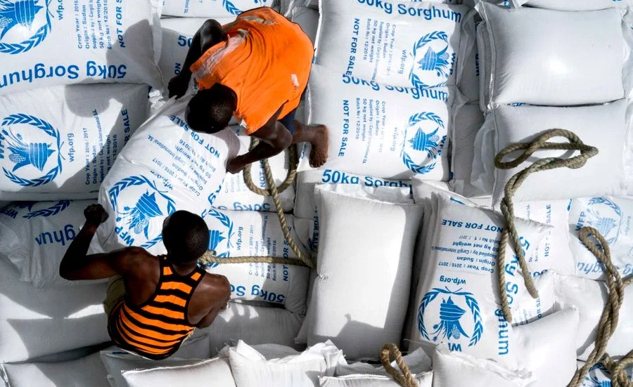 Hledá se 75 tun potravinové pomoci. USA pozastavily finance Somálsku