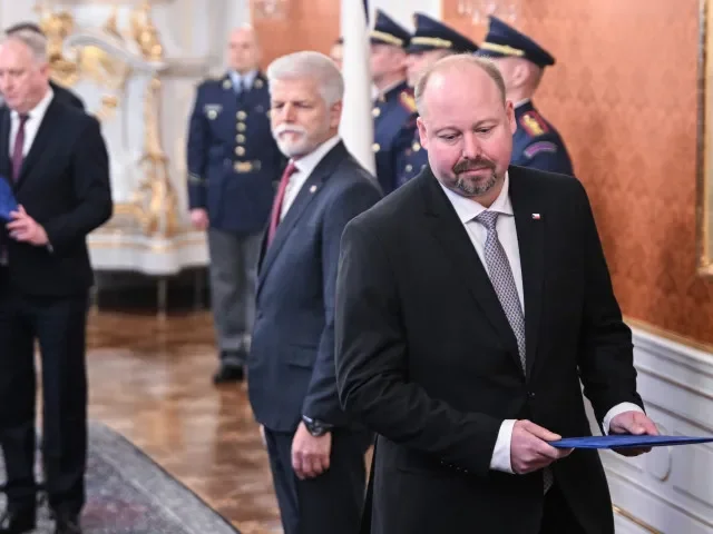 Neplatičům alimentů bude opět hrozit vězení. Lepší práce ve výkonu trestu za nižší částku, než nic, míní Vesecká