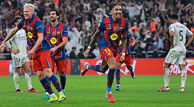 Superpohár pro Barcelonu pošestnácté, finále s Realem rozhodl Raphinha