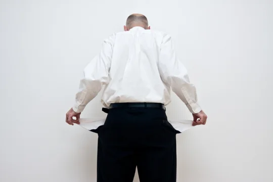 Studie: Soudy v ČR loni vyhlásily bankrot 6213 podnikatelů, nejvíce od roku 2021