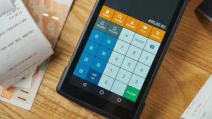 Paušální daň se skokově zvýšila. Vyplatí se ještě někomu?