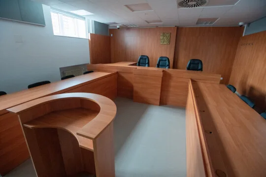 Úmrtí chlapce na hřišti v Břeclavi míří k soudu, správci hřiště hrozí šest let