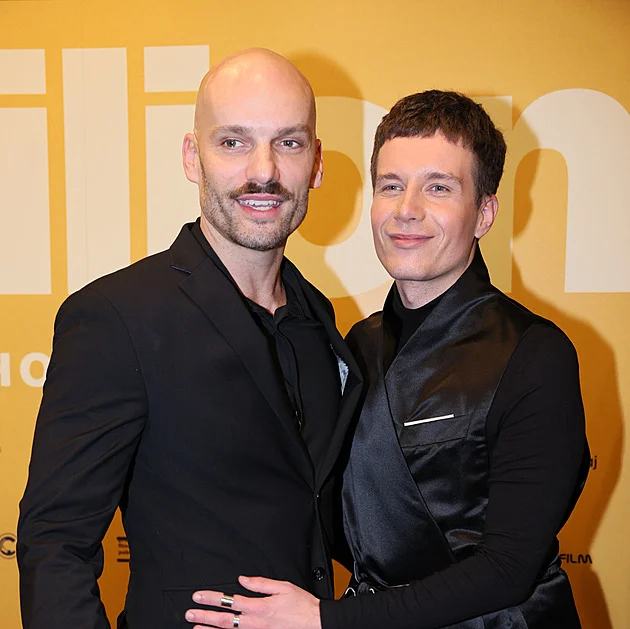 Dan Krejčík si na ledovce si rozsekl obličej! Dramatická cesta do nemocnice