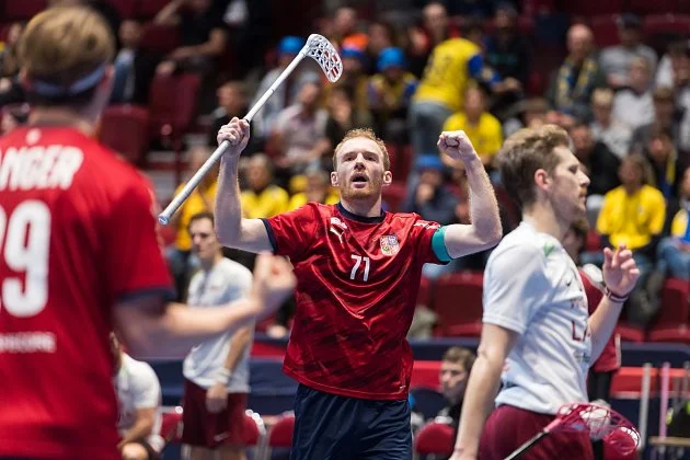 Český florbal září. Němeček je druhý na světě, ženy ovládly TOP desítku planety