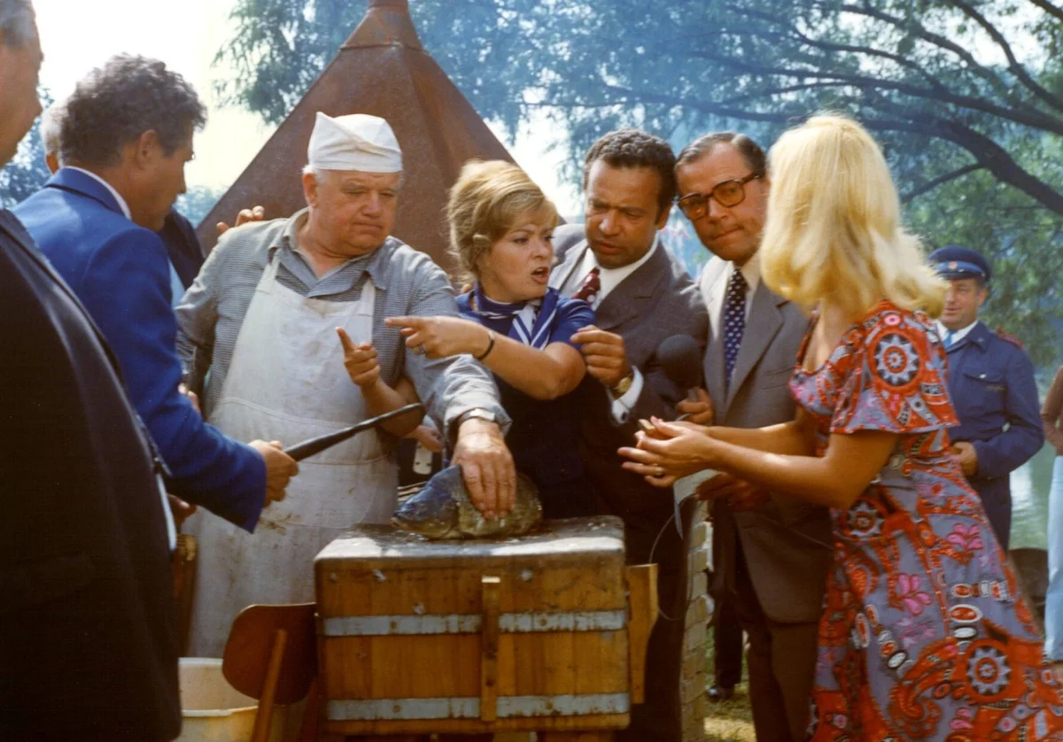 Chalupáři: Almužna pro Vránovou, opilý Menšík a továrna na psí granule - Zábava READZONE.CZ článek na Media24.cz