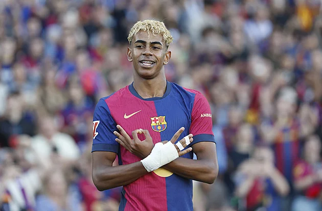 Yamal sesadil Messiho i Ronalda. V roce 2025 vládl mladík prodeji dresů