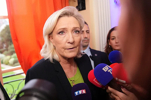 Bude moci kandidovat? Le Penovou čeká okamžik pravdy, odvolací proces začal