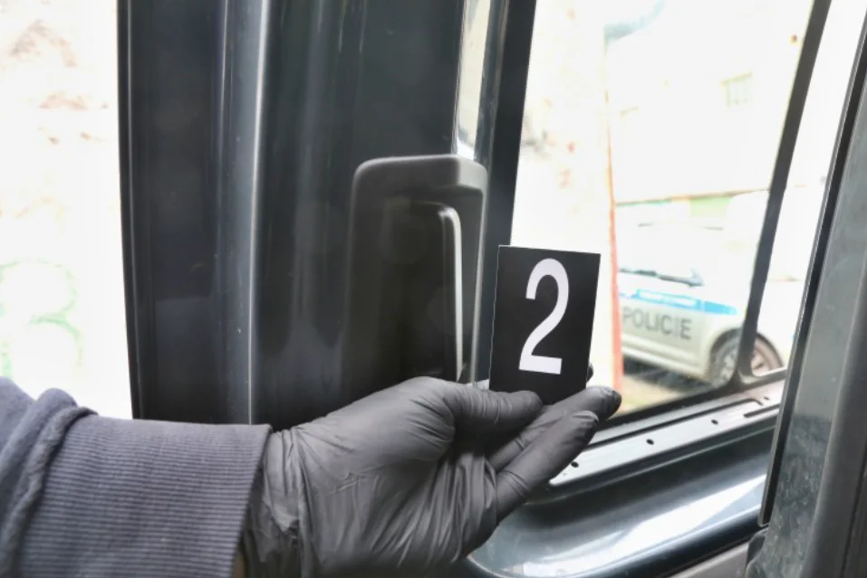 Plzeňští kriminalisté stíhají dvojici podezřelou z krádeží