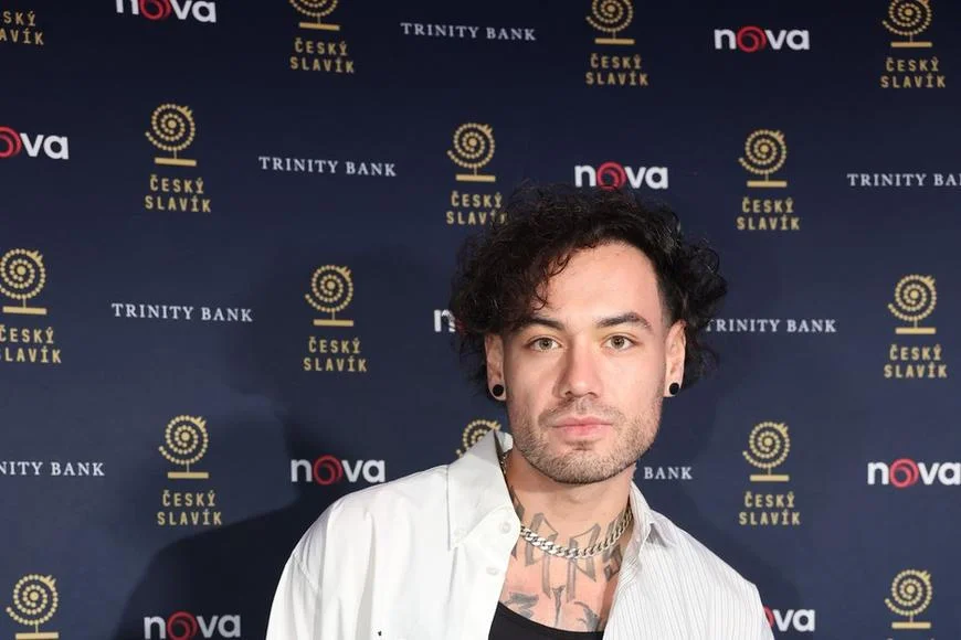 „Udělal jsem chyby,“ přiznal u soudu vinu Renne Dang. Za marihuanu dostal deset měsíců podmíněně