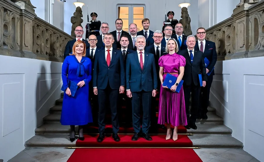 Babišova vláda má důvěru. Řeči poslanců vzaly 26 hodin čistého času