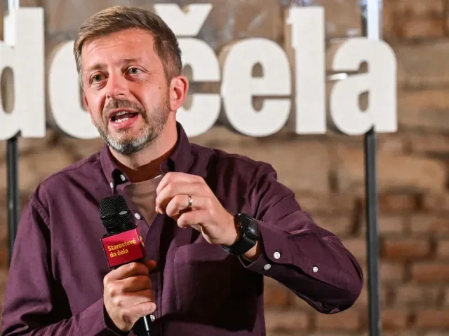 „Je to jejich prohra.“ Rakušan se místopředsedou sněmovny nestal, někteří vládní poslanci slaví