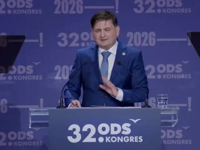 Martin Červíček se po projevu vzdal kandidatury na 1. místopředsedu ODS