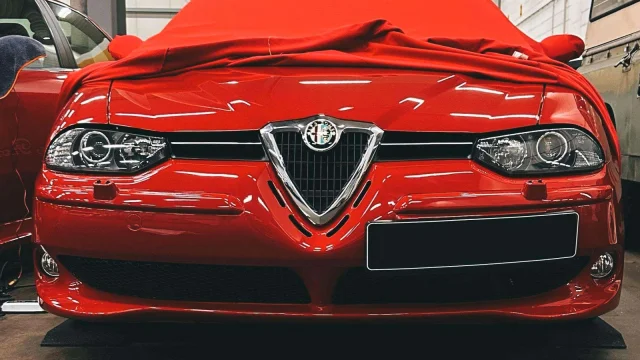 Fanatik do italských aut prodává dodnes nejetou vrcholnou Alfu ze zlatých časů značky, druhá taková neexistuje