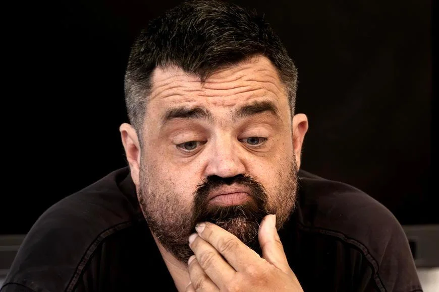 Nenapravitelný Pavel Novotný znovu v maléru: Dluhy mohou připravit rodiče o domov