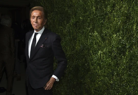 V 93 letech zemřel módní návrhář Valentino Garavani