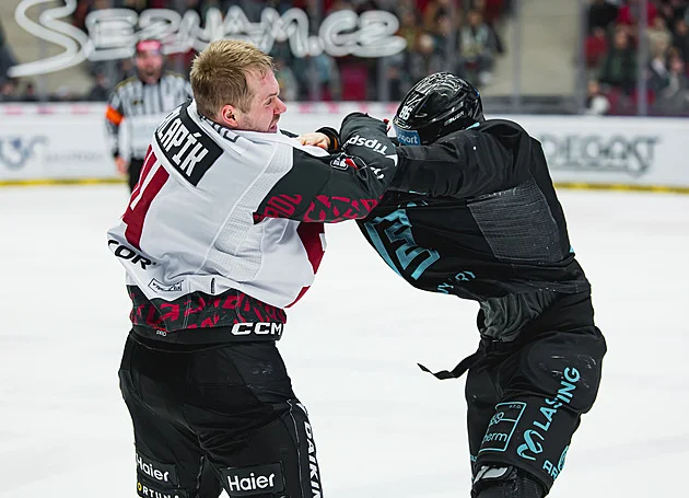 Patera o Chlapíkově bitce: Jako bych se pral s manželkou. Spíš jsem se tomu smál