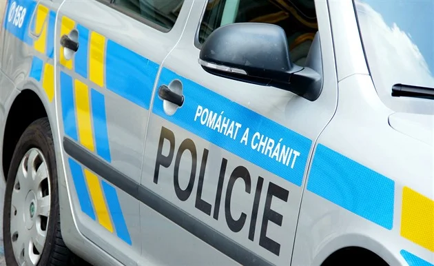 Na městském úřadě na Děčínsku je hlášená střelba, policie jede na místo