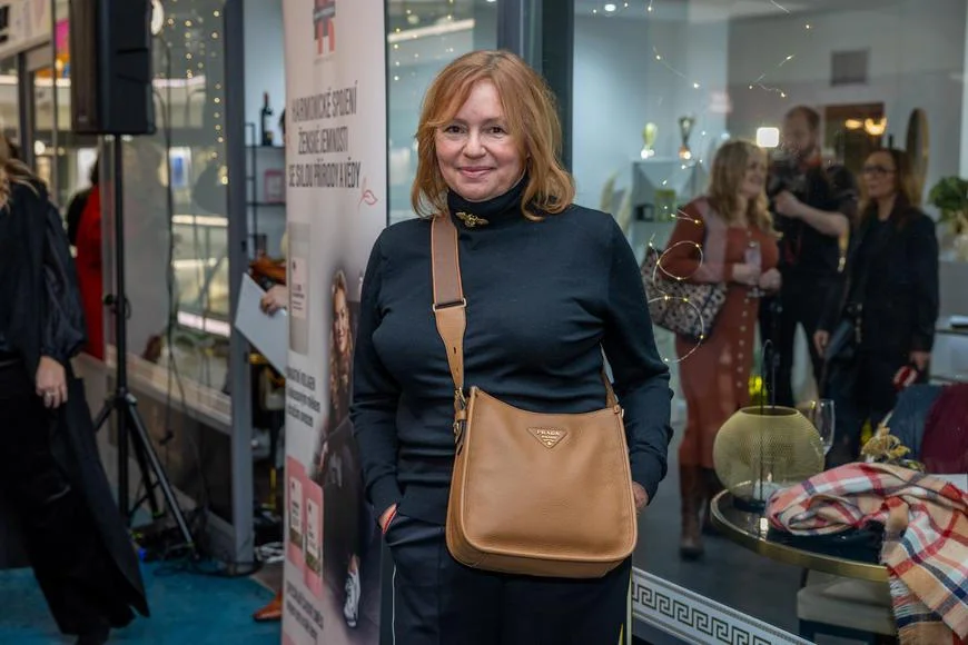 „Kde není radost, tam to pro mě nemá smysl,“ přiznává otevřeně herečka Jitka Sedláčková k otázce svatby s Pavlem Töpferem