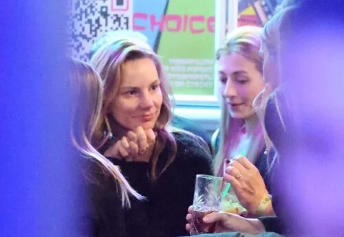 Děkujeme všichni tři. O nejemotivnější moment Koncertu pro Patrika, který dojal celou O2 arenu, se postarala vdova Nikola