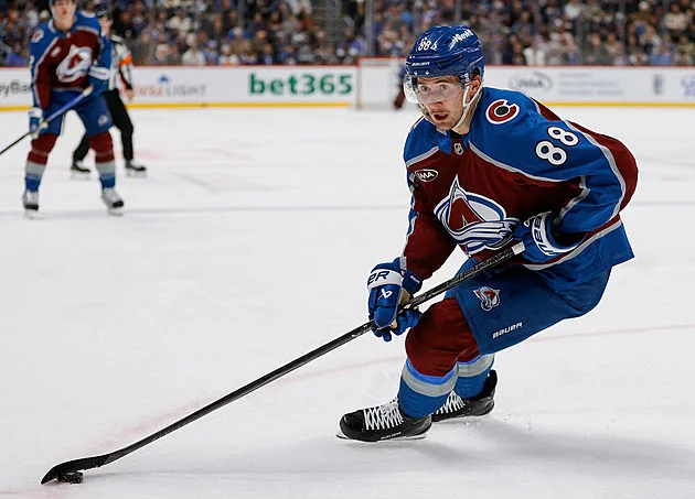 Nečas v NHL dvakrát asistoval, Hertl byl jediným střelcem Vegas