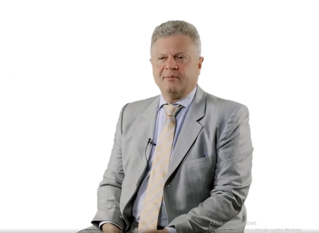 Když AI neví, tak si domyslí. Zásadní je odlišit správná a špatná data, říká Stránský