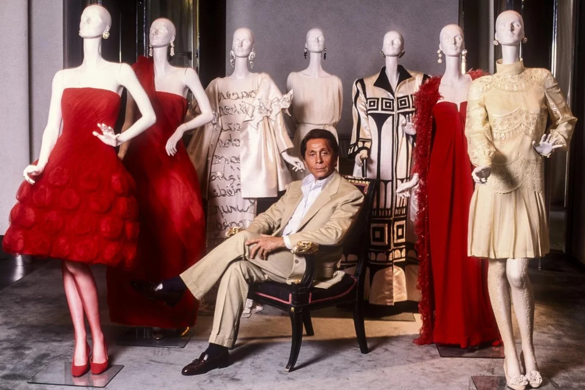 Zemřel italský módní návrhář Valentino Garavani, zvaný Rosso Valentino. Zbožňoval karmínově rudou