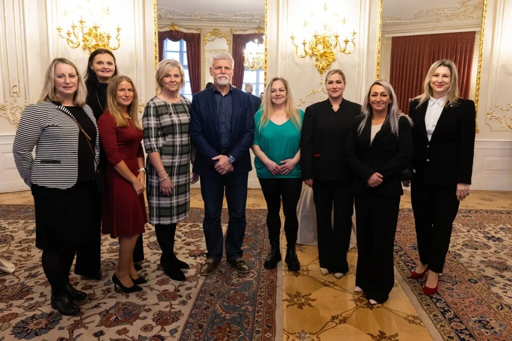 Pomoc právníků pro samoživitelky zdarma. Projekt Máš na to podpořila první dáma