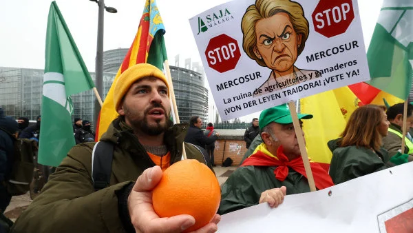 Ratifikace dohody s Mercosurem se zadrhla, Evropský parlament ji poslal k soudu. Merz přesto vyzval k jejímu uplatňování