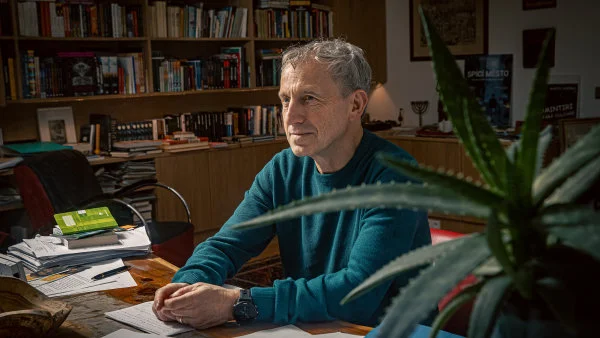 Každý chce najít další Mornštajnovou. Recept na bestseller ale nikdo nezná, říká spisovatel a nakladatel Vopěnka