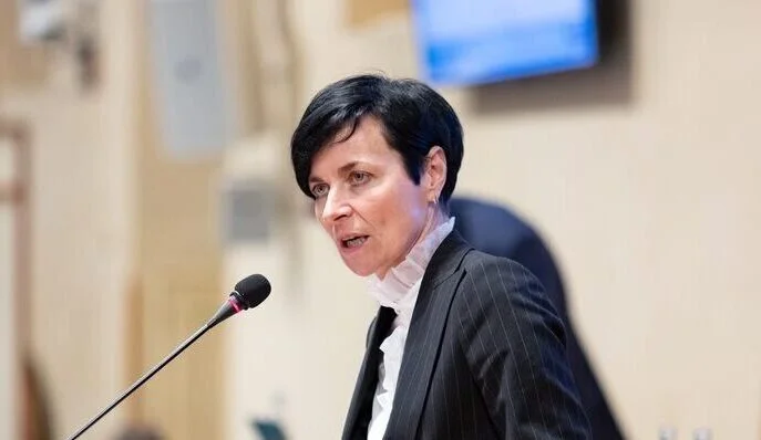 Týrání babičky nemá skončit jako přestupek. Bradáčová podala dovolání