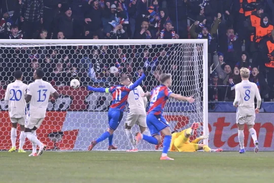 Červ: Sedm zápasů bez porážky je i s ohledem na dvě červené skvělý výsledek