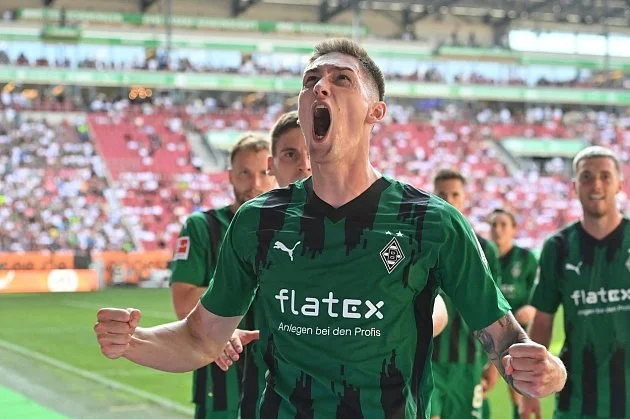 Čvančara míří na slavnou adresu. Na hostování ho přivedl Celtic Glasgow