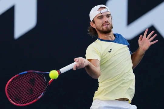 Macháč v Melbourne vyřadil další světovou trojku, vyhrál sedmý zápas v řadě