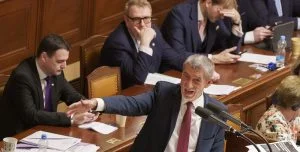 Jan Urban: O čem se ve Sněmovně mlčelo aneb Otevřený dopis Lůze III