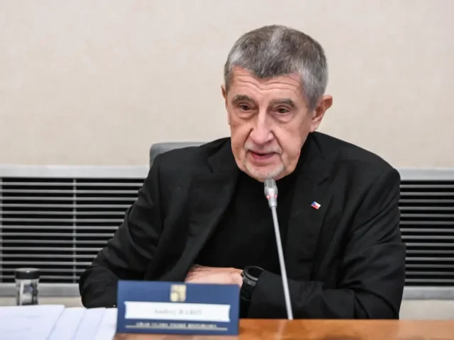 „Nepřichází do úvahy, že by se Dánsko Grónska vzdalo,” řekl k výsledkům summitu Babiš