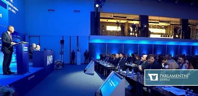 Babiš se omluvil lidem za covid: Uvěřili jsme odborníkům a EU, byla to chyba