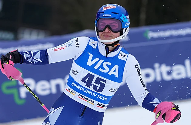 Miluju to tady! Nikde jinde to nezažijete, zářila Dubovská po slalomu ve Špindlu