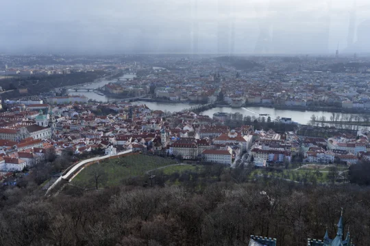 Praha je podle nákladů na život nejdražším městem východní Evropy
