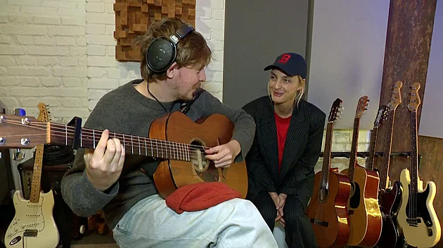 Jeden andělíček si nás vybral, říká Poláková. Se Štěpánem Urbanem čeká dítě