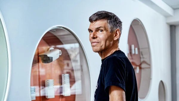 Desítky milionů na charitu. Češi jsou úžasní, říká Dalibor Dědek po mimořádné vlně solidarity s mrazem sužovanou Ukrajinou