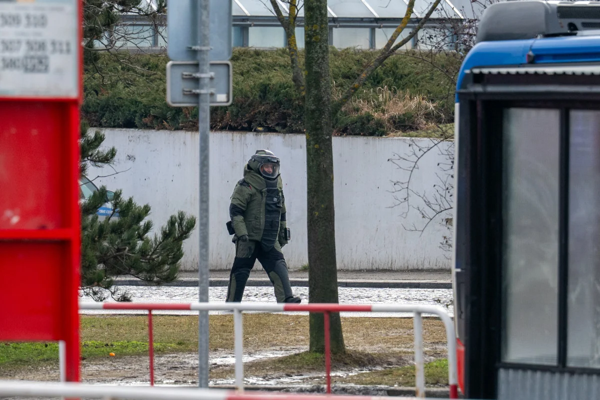 Kvůli nálezu odloženého zavazadla muselo být uzavřeno autobusové nádraží i stanice metra na Zličíně