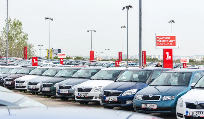 EU od roku 2026 přitvrzuje. Zavádí přísnější pravidla pro prodej ojetých vozů