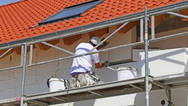 Nová zelená úsporám má přijít o peníze z emisních povolenek. Oblíbený dotační program už nebude tak štědrý