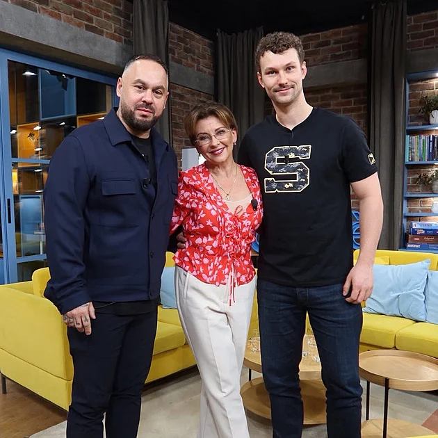 Unikátní socha v O2 areně. Sparta vzdává hold srdcem i oboustrannými dresy