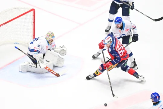 Vedoucí Pardubice čeká v úterý v extralize souboj s oblíbeným Kladnem