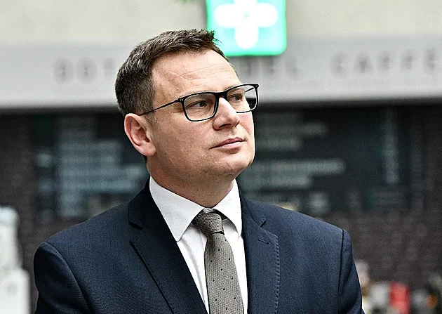 Z ředitele nemocnice se stává supermanažer. Bude mít deset tisíc podřízených