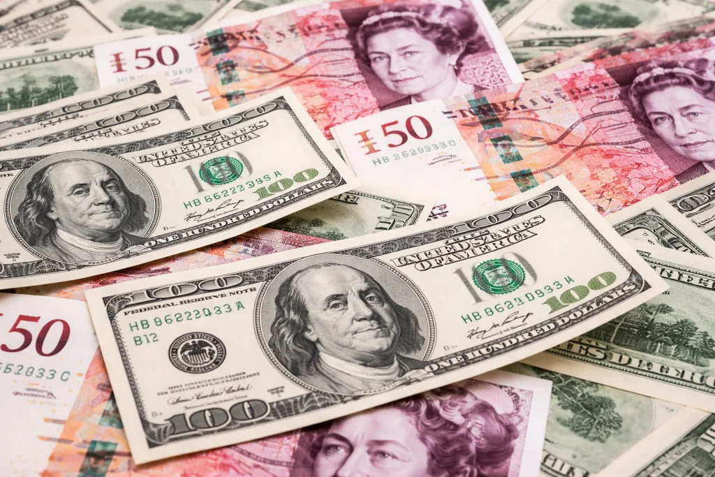 Zatímco GSK nakupuje, Pfizer prodává. Farmaceutický trh se přeskupuje