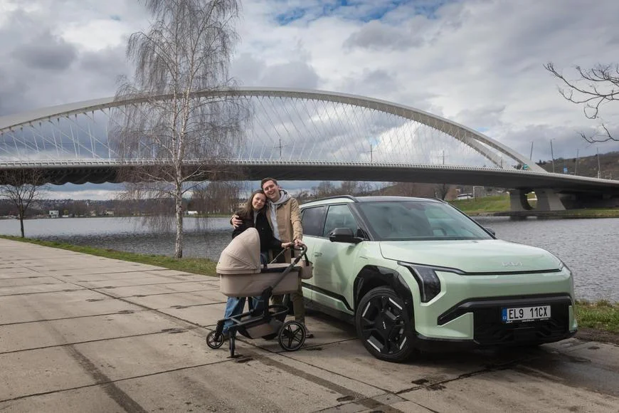 Elektromobily dál posilují, loni tvořily přes 61 procent trhu v EU