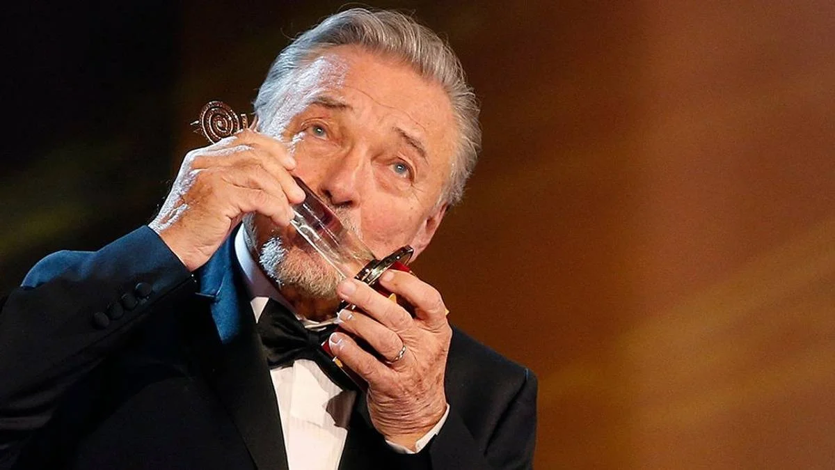 Hudební kvíz: Víc než 80 % lidí zná jméno Karla Gotta. Ale už u 4. otázky o jeho hudbě většina jen hádá