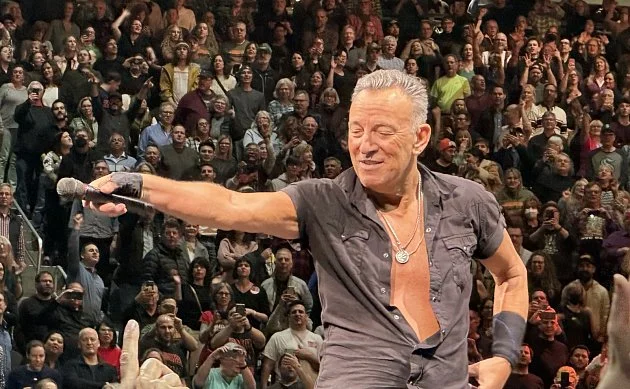 Springsteen vydal protestní píseň k Minneapolis. Nasbírala miliony zhlédnutí